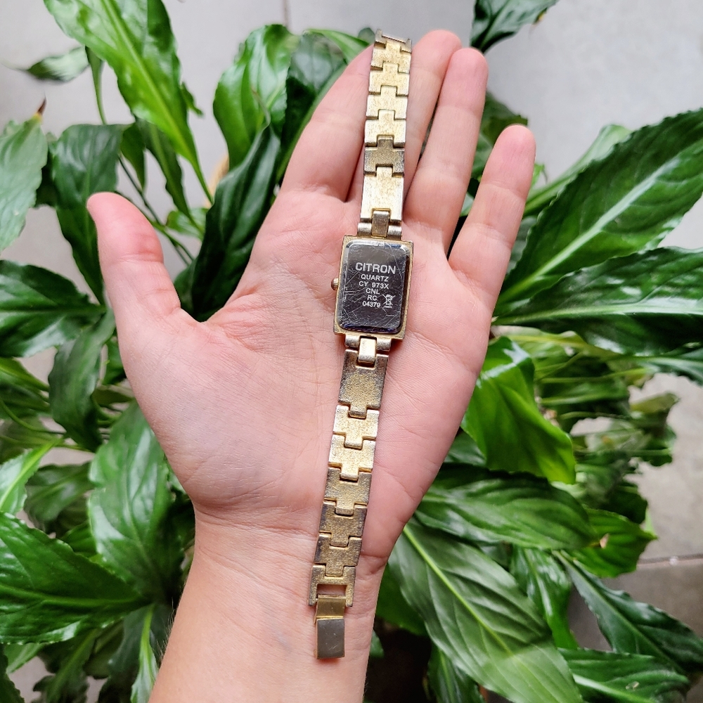 Citron Rhinestone Quartz Classic Diamond Watch - Picture 7 of 7
